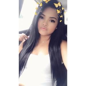 Meet your Posher, Olivia